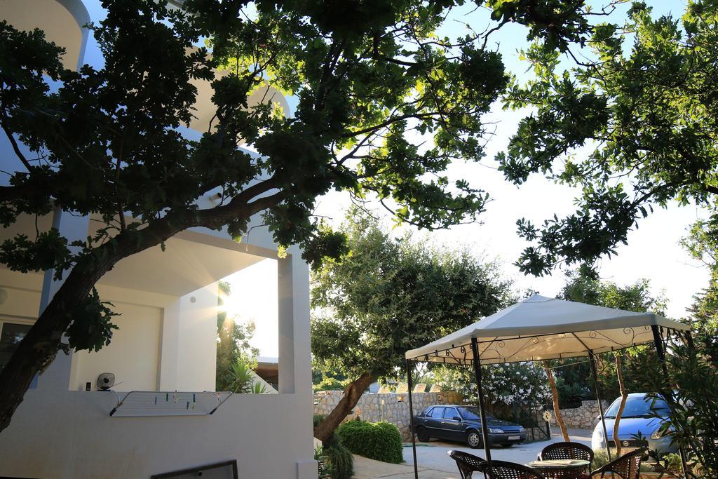 Apartments Silva Novaglia Esterno foto